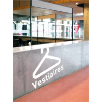 Grande signalétique adhésive Vestiaires avec picto - Direct Signalétique
