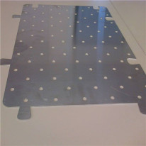 Gabarit de perçage pour clous podotactiles en alum