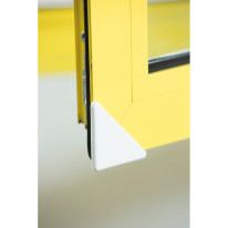 Protection de coin de fenêtre sur fenêtre