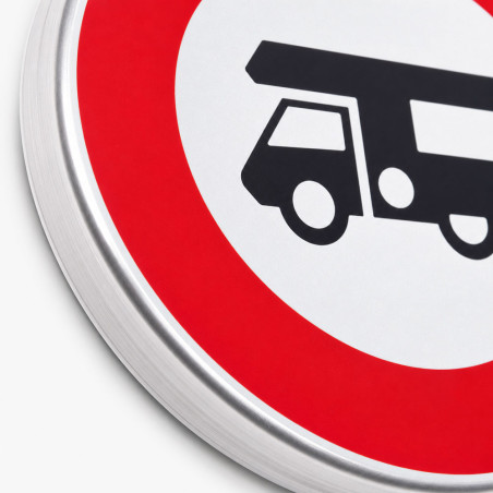 Panneau interdiction aux camping cars