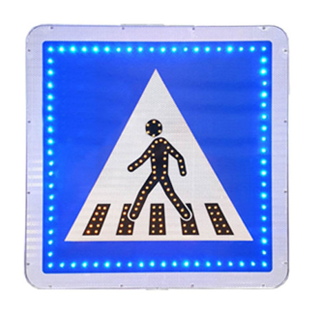 Panneaux lumineux C20a à LEDs pour l´indication de passage piéton